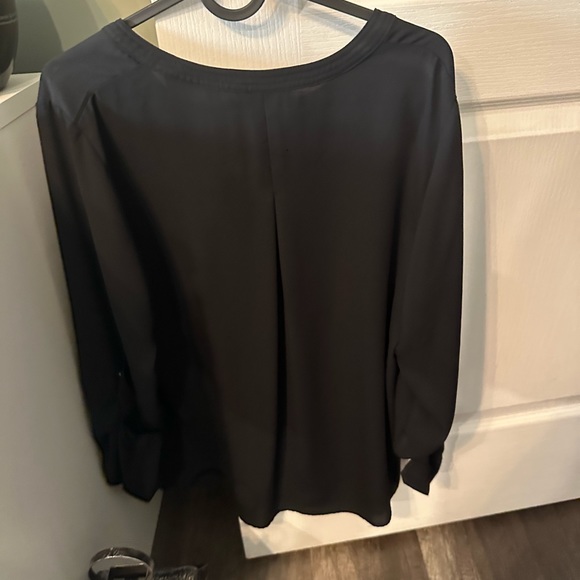 Reitmans size large blouse black with buttons - Picture 2 of 2